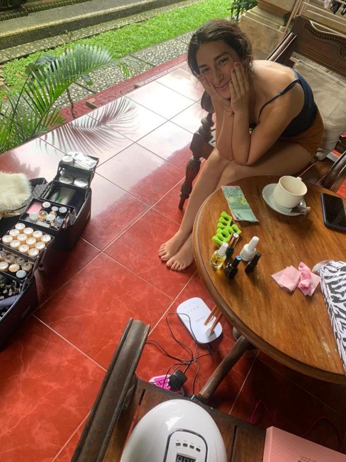 Tungeh Inn Ubud  Bagian luar foto